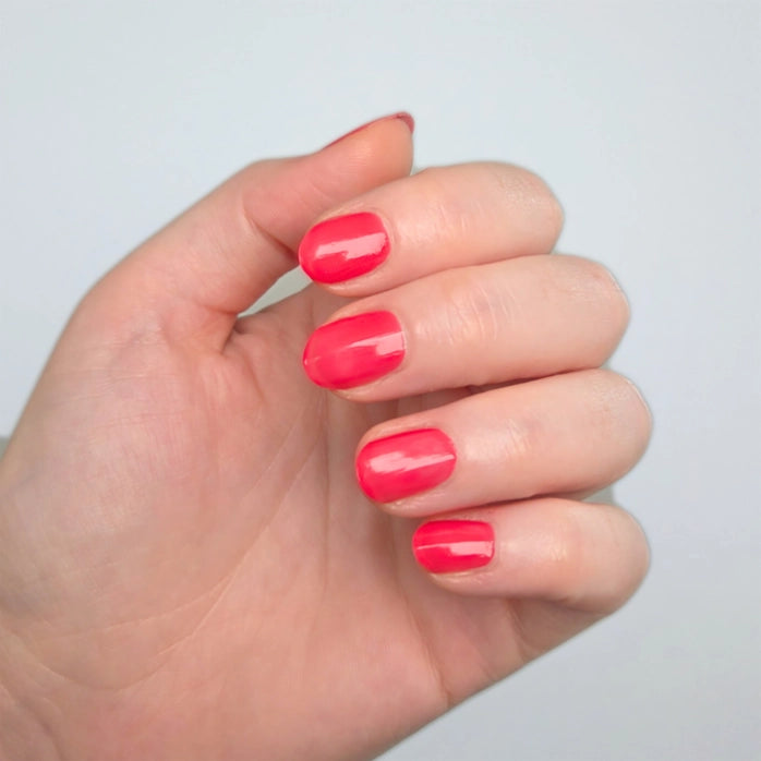 Avril Kynsilakka Hibiscus 7ml