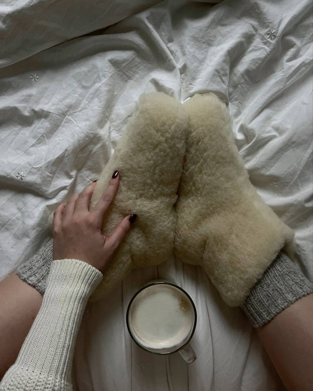 The Cozy Sheep Merinotofflor, hög modell – Vit