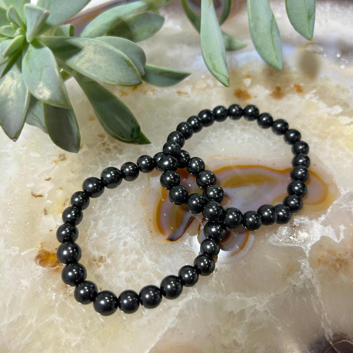 Shungitarmband med 8 mm pärlor