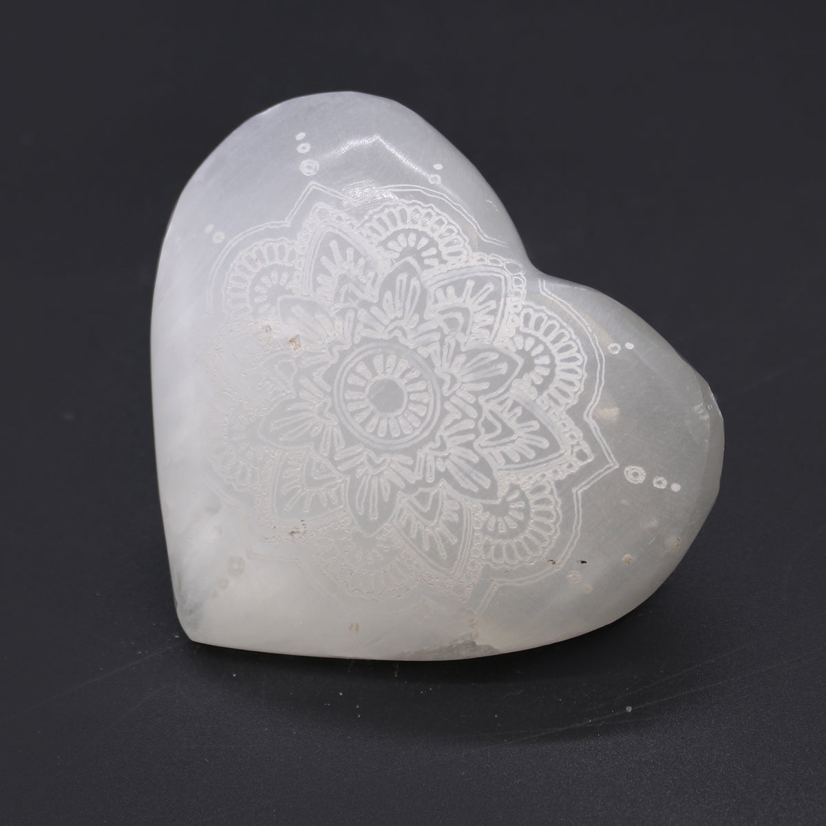 Seleniitti sydän Mandala 1 kpl 7-8cm