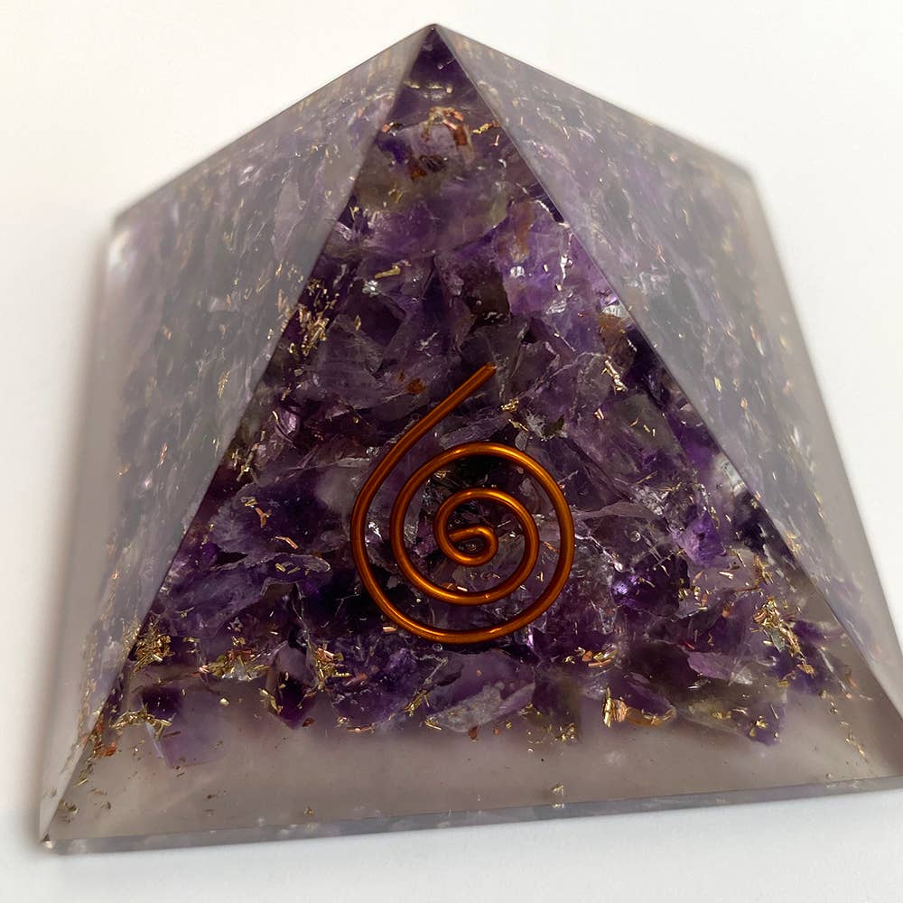 Orgoniitti Reiki Healing Pyramidi, 4-5,5cm