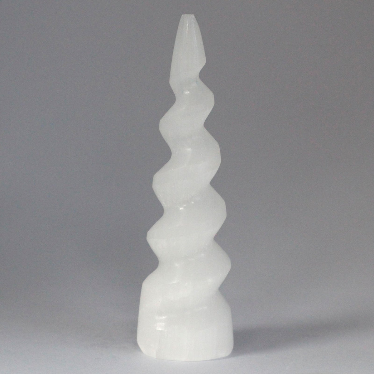 Seleniittispiraali Yksisarvinen 15cm